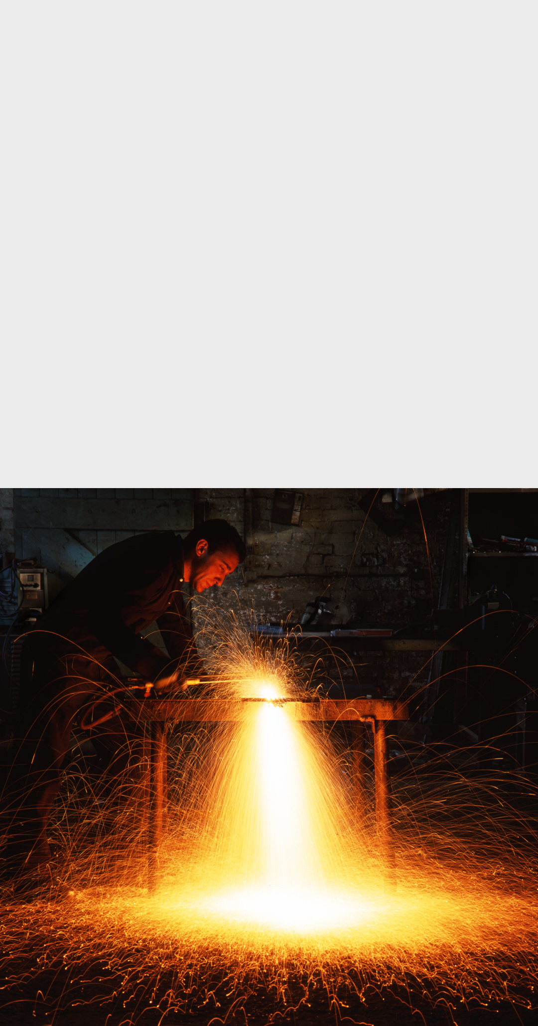 I’m a corporate and industrial photographer in France. I'm based in Dordogne so Bergerac, Perigueux, Bordeaux, Limoges and Toulouse  are local. I also cover Spain, Portugal, Italy, Croatia, Germany and Austria.