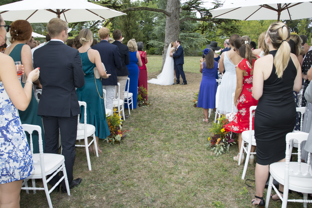 Wedding photographer for weddings in Dordogne near Eymet, Bergerac, Beaumont, Ruffec, Monpazier, Villereal, Issigeac by an English photographer,