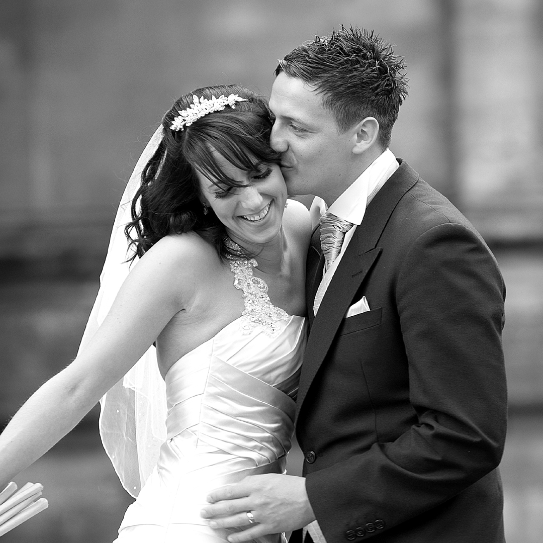 Wedding Photographer Dordogne, France, wedding photography studio in the Dordogne, bridal photography & portraits